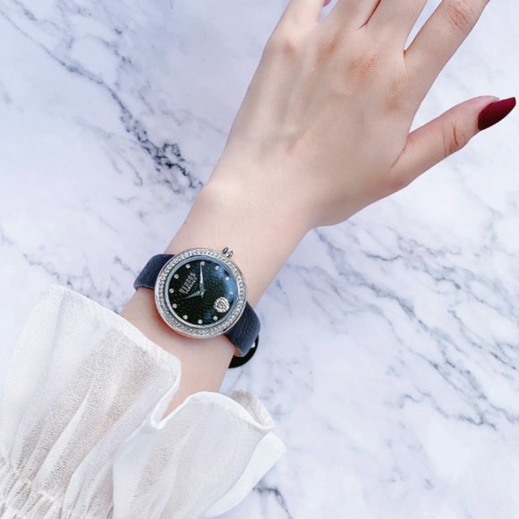 Versace 35mm Diamond Versus Ladies Watch